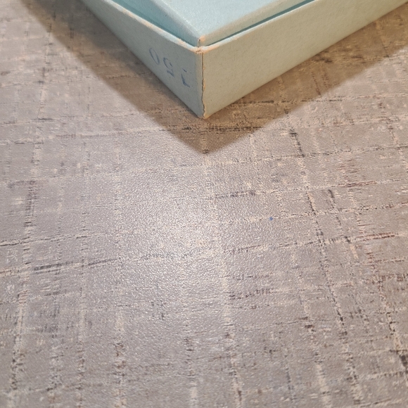 Heritage Pillowcases: Gold, NIB💛 - Picture 10 of 16